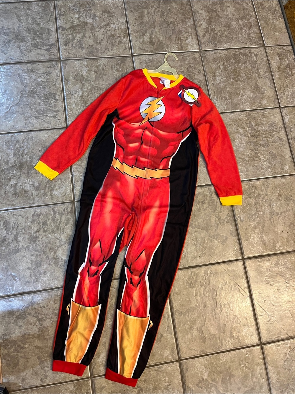 Disneys Flash Sleeper Pajamas  Big Boys Size 10-12